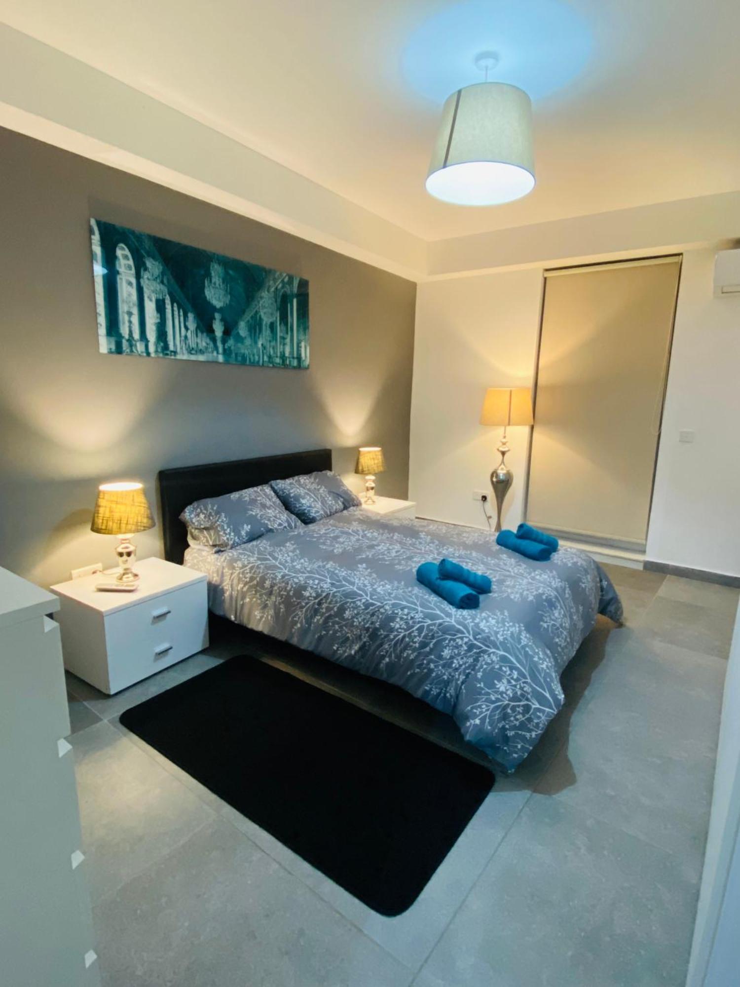Sliema Seaview & Seafront- Apt 9, 49 Tigne Point Mansions Экстерьер фото